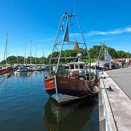 Am Yachthafen 公寓 *